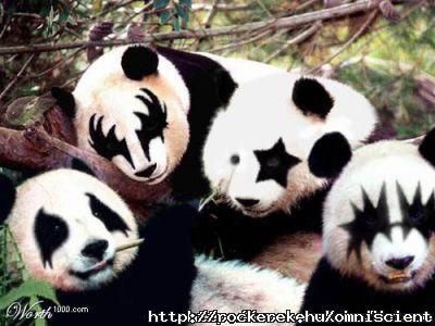 kiss panda 4ever:)