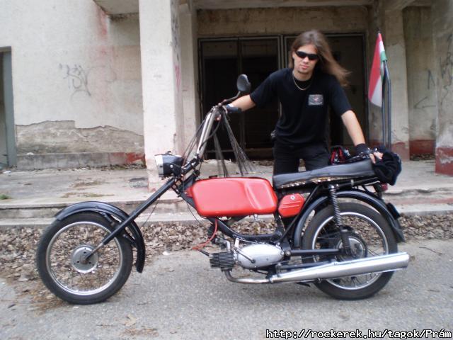 motorommal (ami mr fekete)