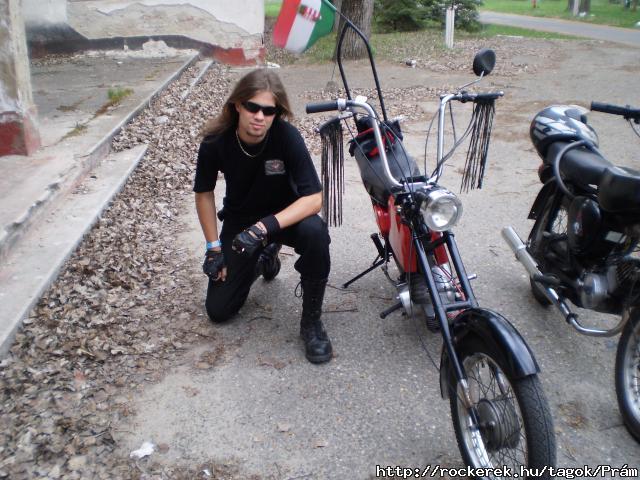 motorommal (ami mr fekete)