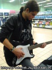 Tesco guitar Hero :D