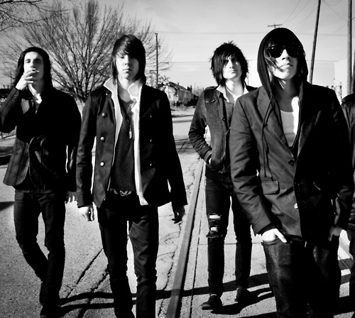 7873.crowntheempire.band.jpg
