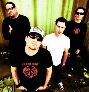 2420.pennywise.band.jpg