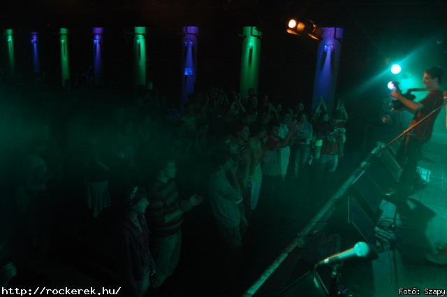  Aws, Betterfly, Elleborum, Flg, Green Path, Johnny Roger, Pajszer, Stenk, Sunset, Tzmadr, Wet Lips, Zyon - Fot: Szapy