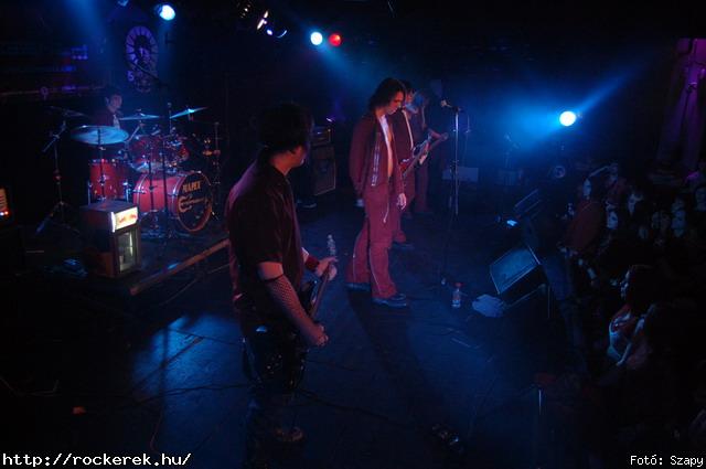  Aws, Betterfly, Elleborum, Flg, Green Path, Johnny Roger, Pajszer, Stenk, Sunset, Tzmadr, Wet Lips, Zyon - Fot: Szapy