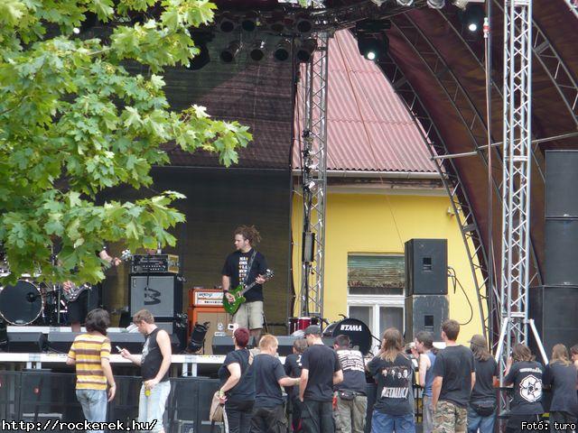  Cadaveres, Depresszi, Holtid, Insane, Macskanadrg, Pokolgp, Tankcsapda - Fot: turo