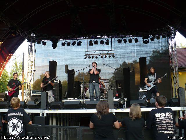  Cadaveres, Depresszi, Holtid, Insane, Macskanadrg, Pokolgp, Tankcsapda - Fot: turo