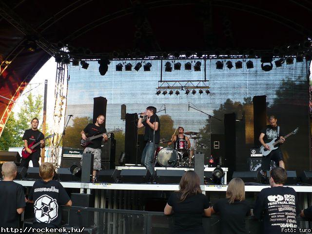  Cadaveres, Depresszi, Holtid, Insane, Macskanadrg, Pokolgp, Tankcsapda - Fot: turo