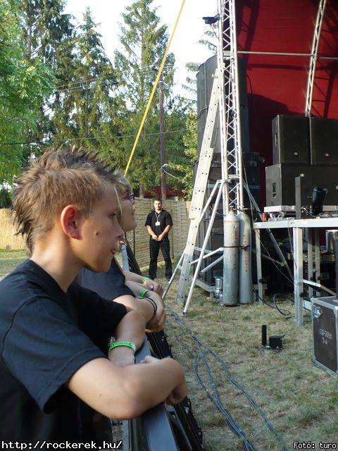  Cadaveres, Depresszi, Holtid, Insane, Macskanadrg, Pokolgp, Tankcsapda - Fot: turo