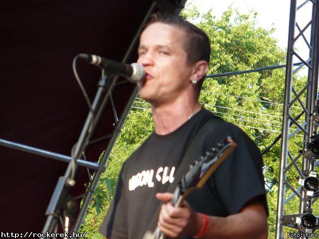  Cadaveres, Depresszi, Holtid, Insane, Macskanadrg, Pokolgp, Tankcsapda - Fot: turo
