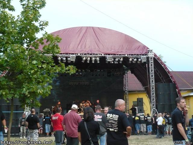  Cadaveres, Depresszi, Holtid, Insane, Macskanadrg, Pokolgp, Tankcsapda - Fot: turo