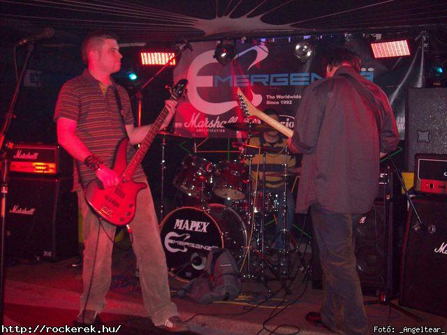  Conan`s First Date, Echer, Kisherceg, Leecher, Madame, Scarcity, Silent Shout, Torn Into Pieces, Viszonylag j - Fot: _Angeltear_