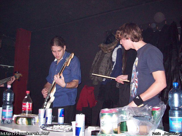  Conan`s First Date, Echer, Kisherceg, Leecher, Madame, Scarcity, Silent Shout, Torn Into Pieces, Viszonylag j - Fot: _Angeltear_