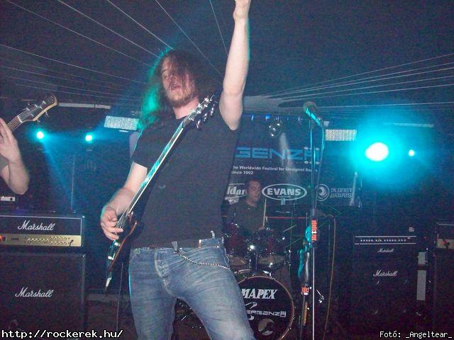  Conan`s First Date, Echer, Kisherceg, Leecher, Madame, Scarcity, Silent Shout, Torn Into Pieces, Viszonylag j - Fot: _Angeltear_