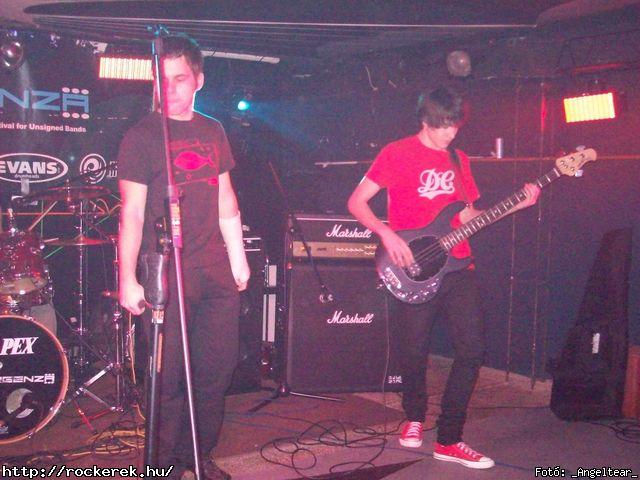  Conan`s First Date, Echer, Kisherceg, Leecher, Madame, Scarcity, Silent Shout, Torn Into Pieces, Viszonylag j - Fot: _Angeltear_
