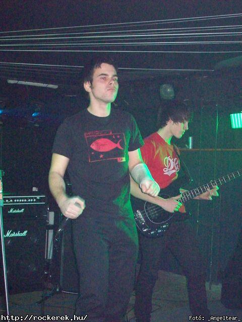  Conan`s First Date, Echer, Kisherceg, Leecher, Madame, Scarcity, Silent Shout, Torn Into Pieces, Viszonylag j - Fot: _Angeltear_