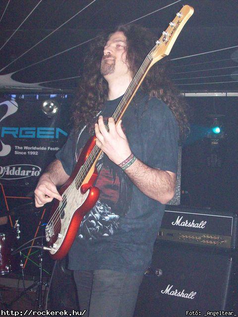  Conan`s First Date, Echer, Kisherceg, Leecher, Madame, Scarcity, Silent Shout, Torn Into Pieces, Viszonylag j - Fot: _Angeltear_