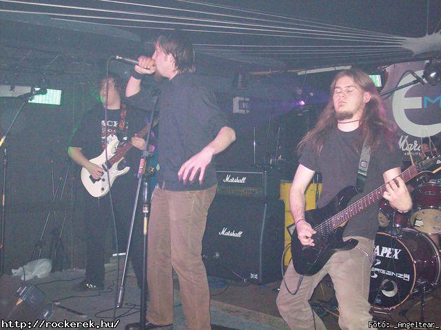  Conan`s First Date, Echer, Kisherceg, Leecher, Madame, Scarcity, Silent Shout, Torn Into Pieces, Viszonylag j - Fot: _Angeltear_