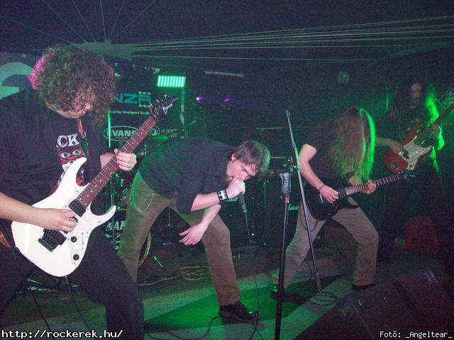  Conan`s First Date, Echer, Kisherceg, Leecher, Madame, Scarcity, Silent Shout, Torn Into Pieces, Viszonylag j - Fot: _Angeltear_
