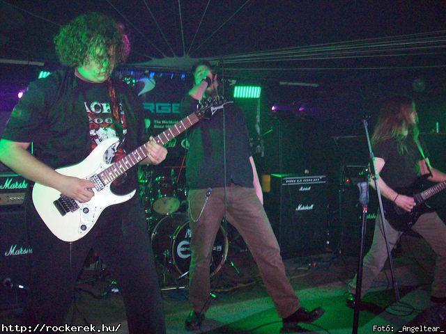  Conan`s First Date, Echer, Kisherceg, Leecher, Madame, Scarcity, Silent Shout, Torn Into Pieces, Viszonylag j - Fot: _Angeltear_
