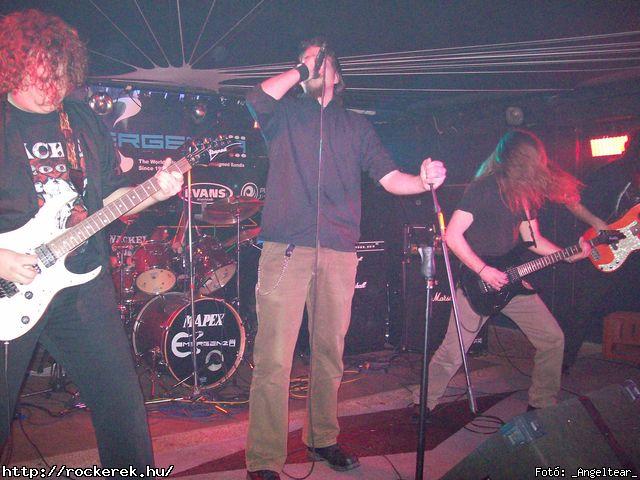  Conan`s First Date, Echer, Kisherceg, Leecher, Madame, Scarcity, Silent Shout, Torn Into Pieces, Viszonylag j - Fot: _Angeltear_
