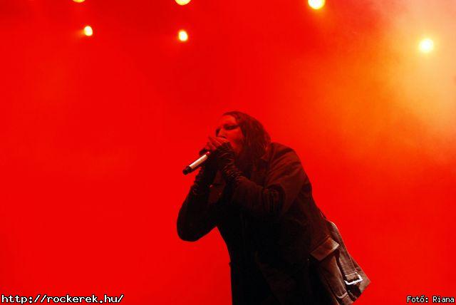  30y, A Kutya Vacsorja, After Crying, Alvin s A Mkusok, Amber Smith, Anselmo Crew, Blga, Che Sudaka, Dalriada, Delinquent Habits, Depresszi, Drawing, Edda, Erik Sumo Band, Feeling, Fine Cut Bodies, Franz Ferdinand, Gerends Pter, Gonzo, Gz Rzsk, Heaven Street Seven, Hollywoodoo, Hsk, Juice, Kistehn Tnczenekar, Kolin, Magashegyi Underground, Magna Cum Laude, Marilyn Manson, Mtys Attila Band, Sepultura, Singas Project, Strokes tegyttes, Takts Tams Dirty Blues Band, Tankcsapda, Tesco Disco - Fot: Riana