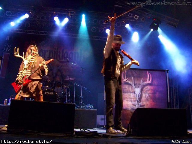  Kalapcs,  Moby Dick, Gyngyvr, Korpiklaani - Fot: Szapy