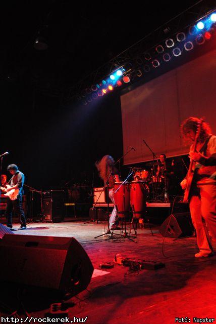  Brockolee, Dirty Dogs - Fot: Napster