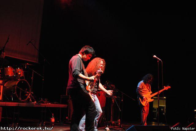  Brockolee, Dirty Dogs - Fot: Napster