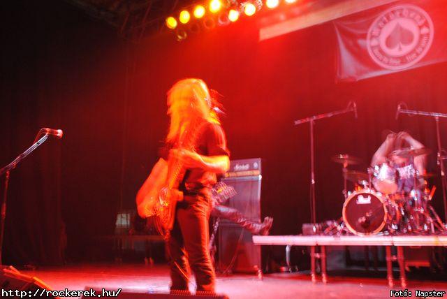  Brockolee, Dirty Dogs - Fot: Napster