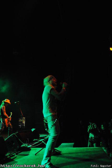  Brockolee, Dirty Dogs - Fot: Napster