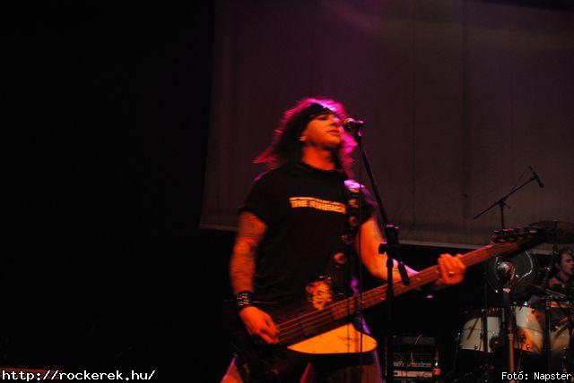  Brockolee, Dirty Dogs - Fot: Napster