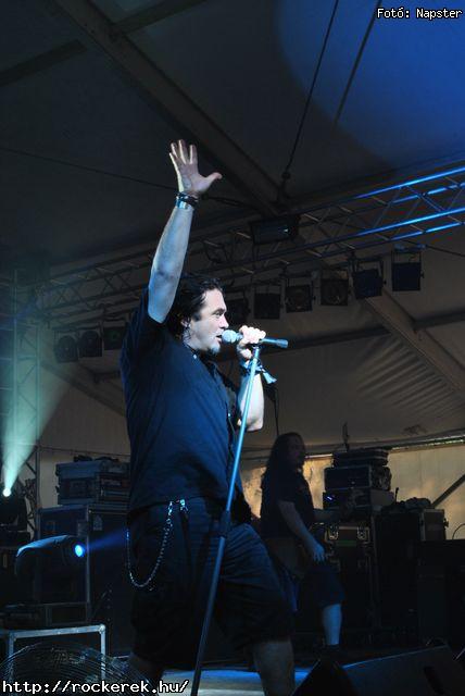  Macskanadrg, Alvnin s a Mkusok, Kalapcs, Ossian, Depresszi, kos, Epica - Fot: Napster