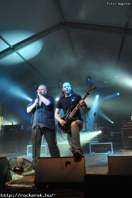  Macskanadrg, Alvnin s a Mkusok, Kalapcs, Ossian, Depresszi, kos, Epica - Fot: Napster