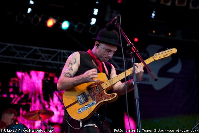  Blind Myself,  Lostprophets,  Dek Bil Blues Band,  Heaven Street Seven,  Children of Bodom, The Parlotones, Odett - Fot: Larah E. Tompa (http://www.pixolar.com)