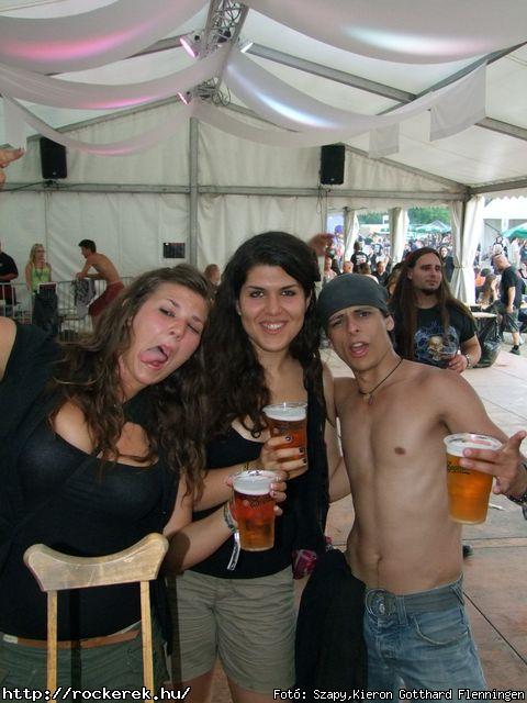  Igut, Tzmadr, Bloody Roots, Wisdom, Omen, Kalapcs Jzsi, Stratovarius - Fot: Szapy,Kieron Gotthard Flenningen
