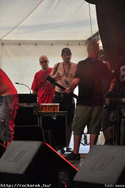 Rme Vrzik,  Watch My Dying,  Kalapcs,  Rudn Joe,  HtkznaPI CSAldsok, Nevergreen,  Moby Dick,  Bloody Roots - Fot: manna