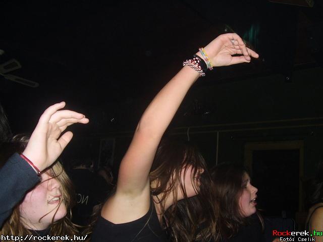  Cool Head Clan, Jump