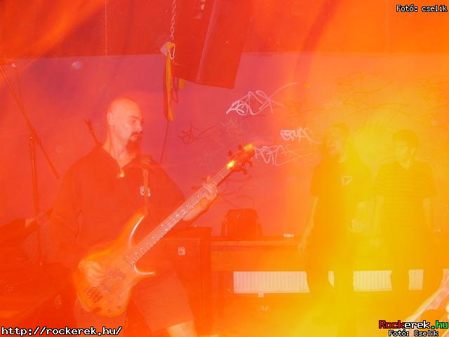  Frgerkalbak, Nefogazz, Ohv, Replugged - Fot: cselik