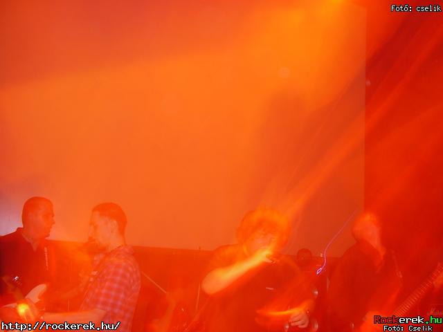  Frgerkalbak, Nefogazz, Ohv, Replugged - Fot: cselik