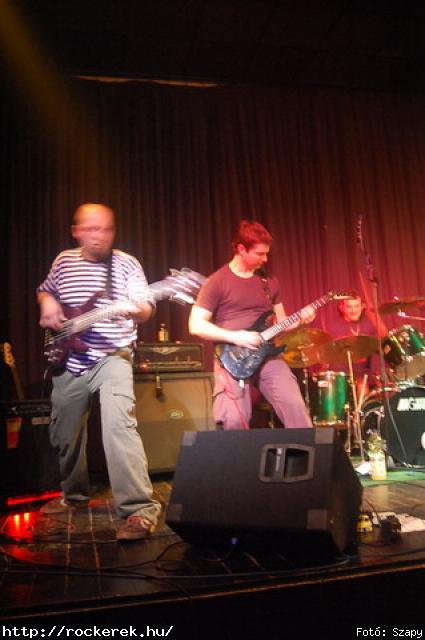  Mr Eddie Krueger,  Nilakantha, Revolution - Fot: Szapy