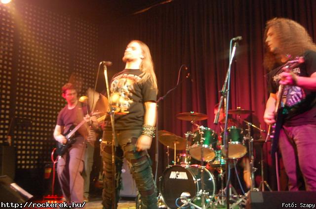  Mr Eddie Krueger,  Nilakantha, Revolution - Fot: Szapy