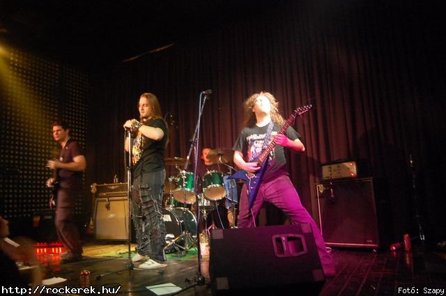  Mr Eddie Krueger,  Nilakantha, Revolution - Fot: Szapy