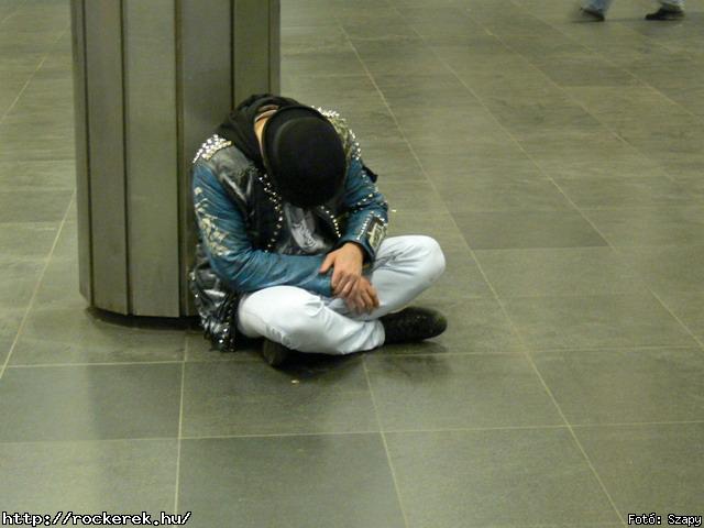  Exhausted,  Kisherceg - Fot: Szapy