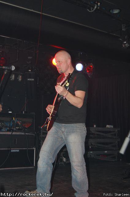  Yellow Spots,  Flash,  Timur Lenk,  Kovbojok - Fot: Sharleen