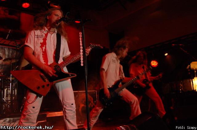  Non-Divine,  Izegrim,  Flotsam and Jetsam - Fot: Szapy