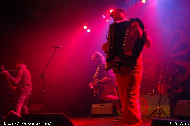  Gogol Bordello,  Skindred - Fot: Szapy