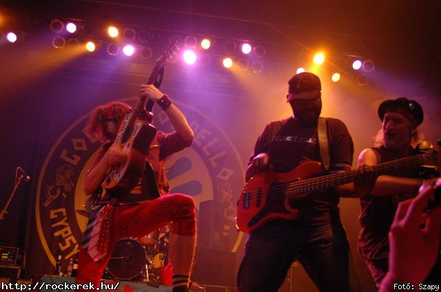  Gogol Bordello,  Skindred - Fot: Szapy