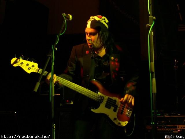 Hollywood Rose,  Meltdown,  Scary Guyz,  Nu Religion,  Europe Tribute - Fot: Szapy