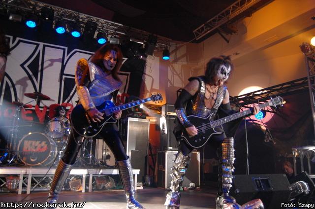  Kiss Forever Band - Fot: Szapy