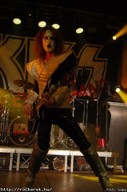  Kiss Forever Band - Fot: Szapy